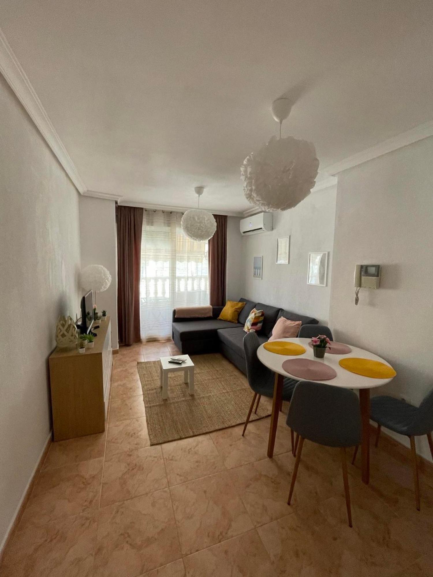 Charming Apartment 500M To Cura Beach تورّيفيِخا المظهر الخارجي الصورة
