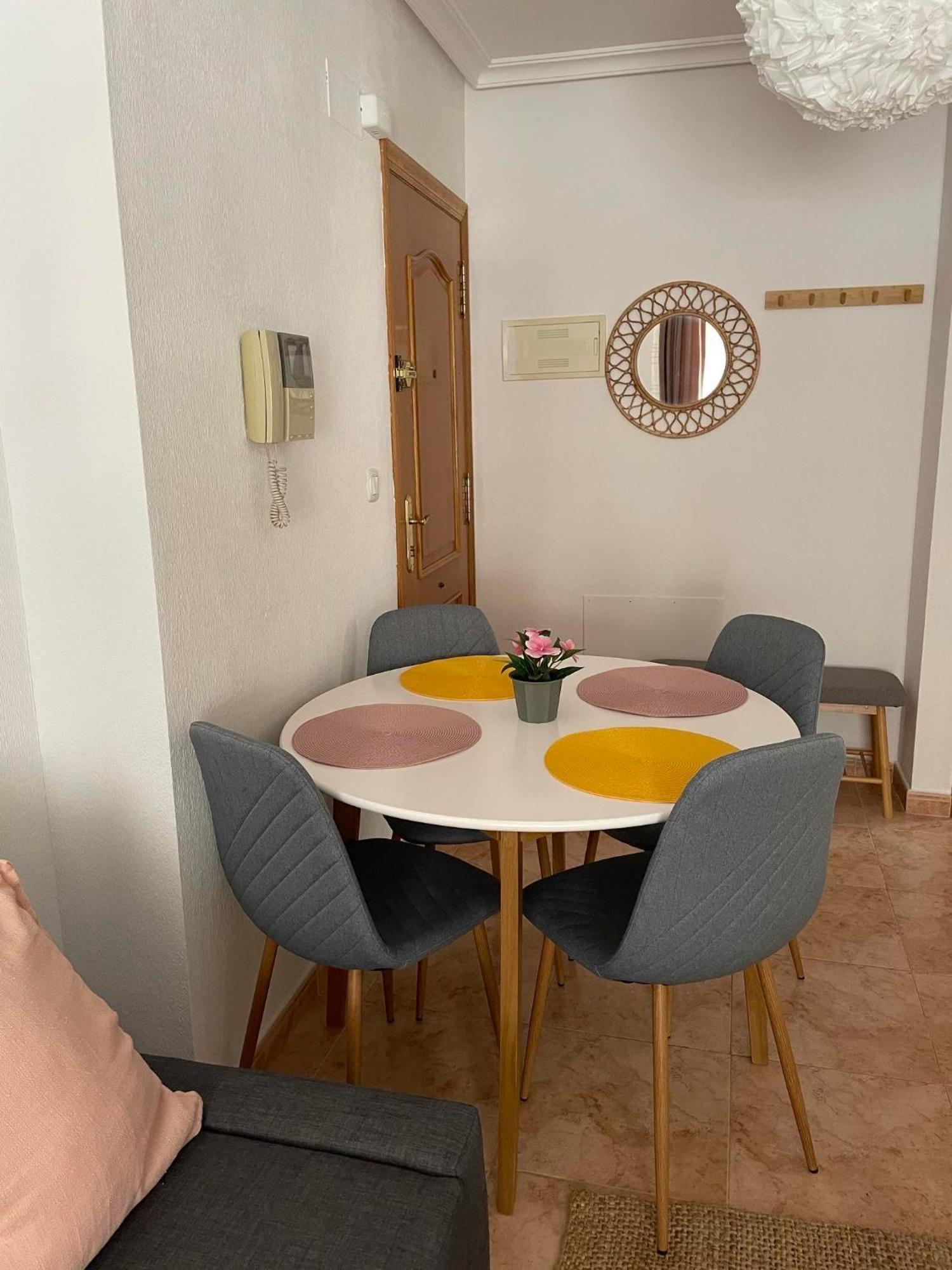 Charming Apartment 500M To Cura Beach تورّيفيِخا المظهر الخارجي الصورة